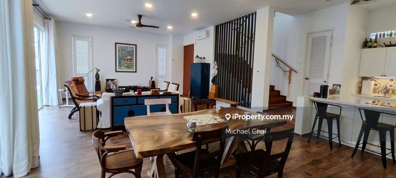 Bungalow House untuk Dijual di Jalan Villa 2/1, Lake Front Villa, Cyberjaya oleh Michael Chai - iProperty.com.my