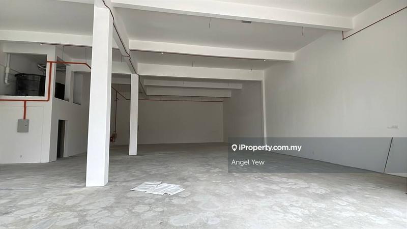 For Rent - Batu Caves Sungai Tua 66ft wide road 40ft ceiling guarded