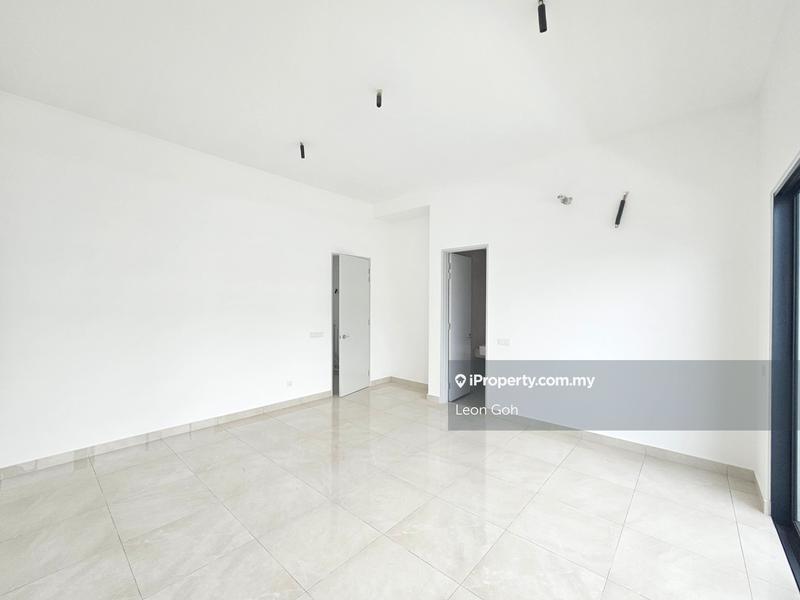 Rumah Teres 2-Tingkat untuk Dijual di Bandar Rimbayu, Telok Panglima Garang oleh Leon Goh - iProperty.com.my
