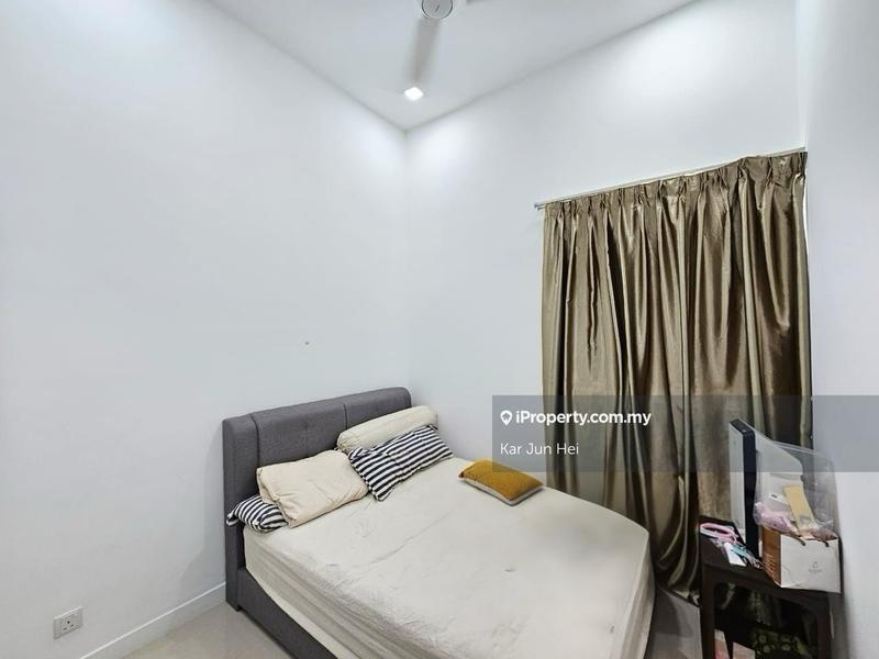 For Sale - Emerald Hill