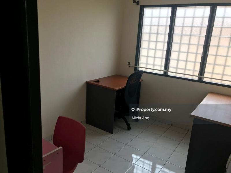 Pangsapuri untuk Dijual di Pangsapuri Sri Tanjung oleh Alicia Ang - iProperty.com.my