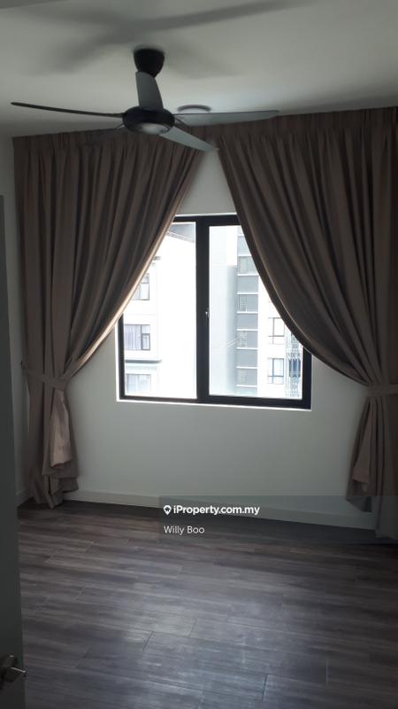 For Sale - Utropolis Urbano