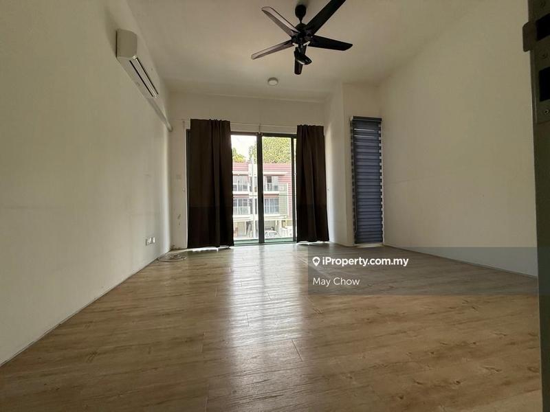 Townhouse for Sale in The Vale, Damansara Damai by May Chow - iProperty.com.my