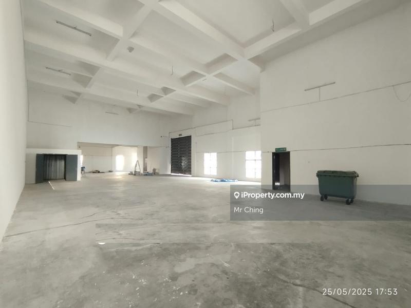 For Rent - 2.5sty Semi D Factory Industri Selesa Jaya Balakong