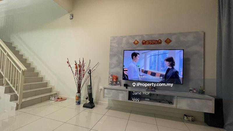 Rumah Bandar untuk Dijual di 16 Sierra, Puchong oleh Jane Hor - iProperty.com.my