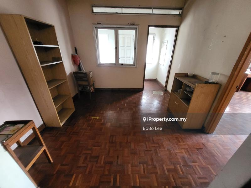 Semi-Detached House for Sale in Taman Overseas Union (Taman Oug), Jalan Klang Lama (Old Klang Road) by BoBo Lee - iProperty.com.my