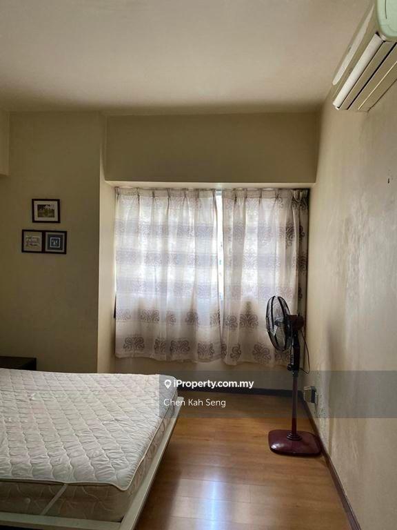 Condominium for Sale in Pantai Panorama Condominiums by Chen Kah Seng - iProperty.com.my