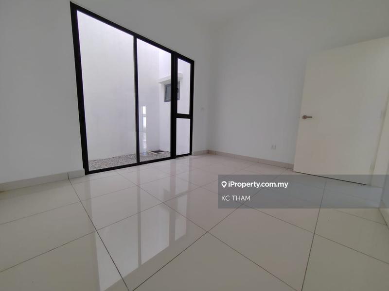 Rumah Berkembar untuk Dijual di Bandar Gamuda Gardens, Rawang oleh KC THAM - iProperty.com.my
