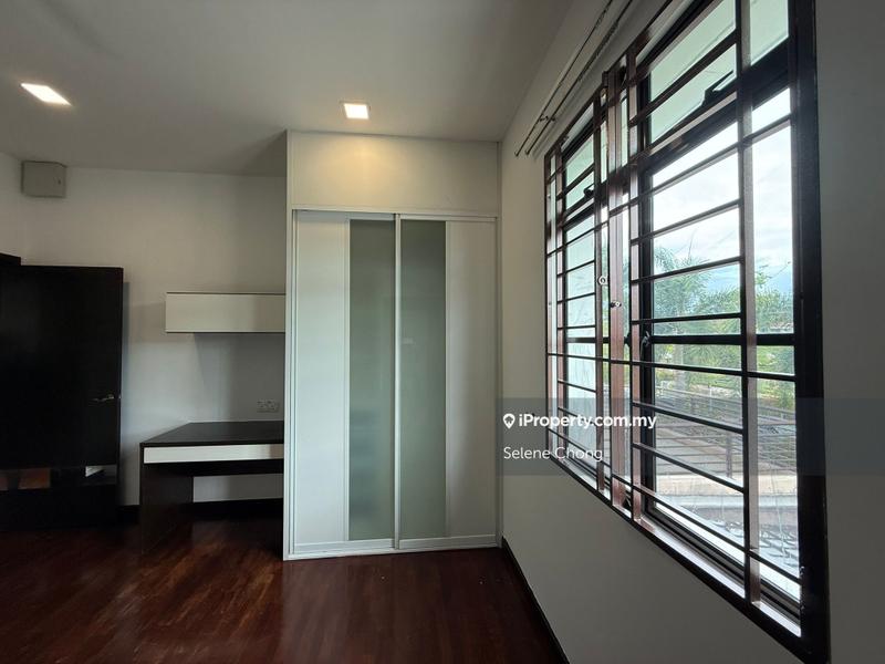 Rumah Berkembar untuk Dijual di Kajang, Selangor oleh Selene Chong - iProperty.com.my