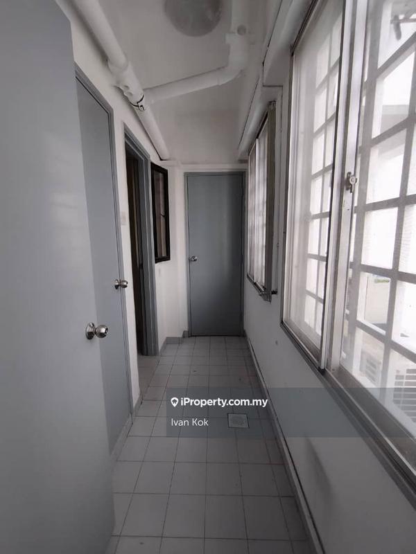 For Sale - Prima 16 (Prima Sixteen)