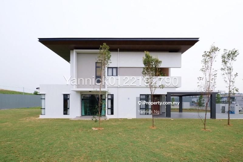 Bungalow House for Sale in Sungai Buloh, Selangor by Yannick Ng - iProperty.com.my