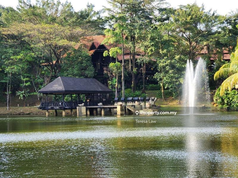Bungalow House for Sale in Bukit Gita Bayu, Seri Kembangan by Teresa Law - iProperty.com.my