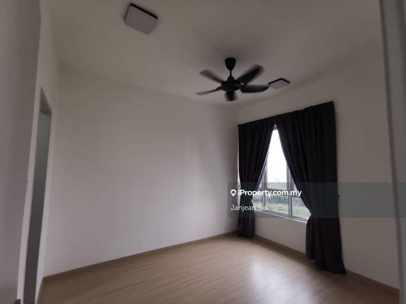 For Rent - RYAN & MIHO