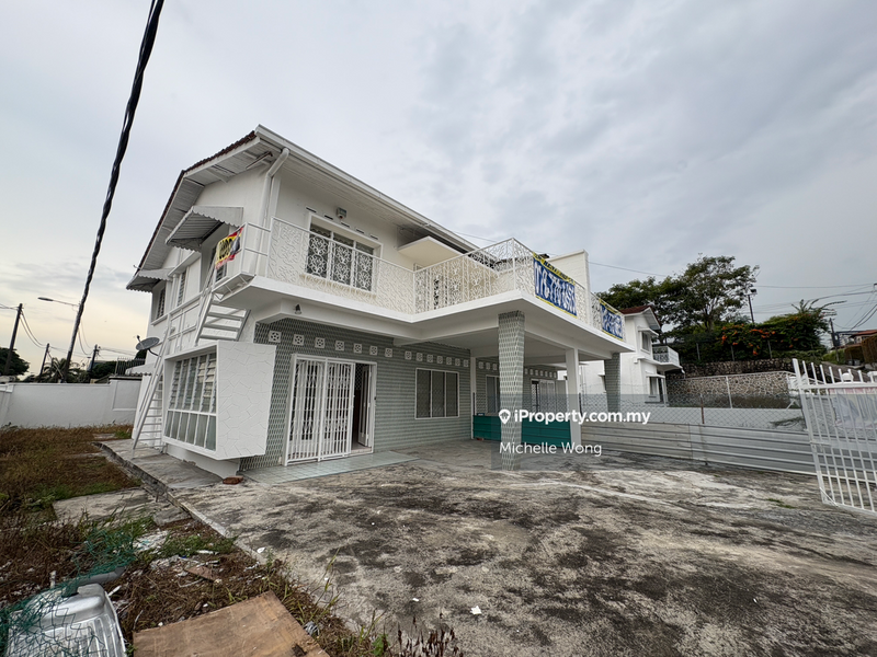 Bungalow House for Rent in Taman Nong Chik, Johor Bahru by Michelle Wong - iProperty.com.my