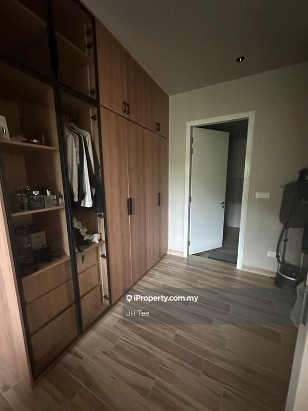 Residensi Servis untuk Dijual di Hampton Height Damansara oleh JH Tee - iProperty.com.my