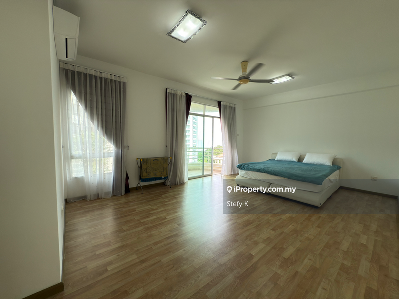 Condominium for Sale in The Waterfront Condominium by Stefy K - iProperty.com.my