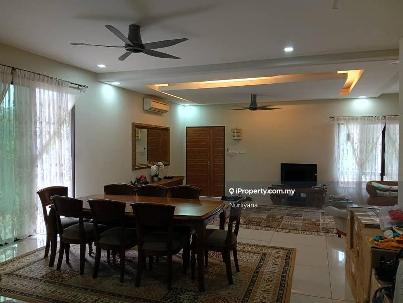 Rumah Berkembar untuk Dijual di Taman Perdana College Heights, Mantin oleh Nurliyana - iProperty.com.my