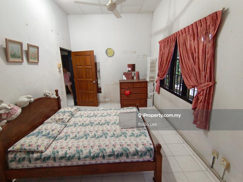 Semi-Detached House for Sale in Taman Overseas Union (Taman Oug), Jalan Klang Lama (Old Klang Road) by BoBo Lee - iProperty.com.my