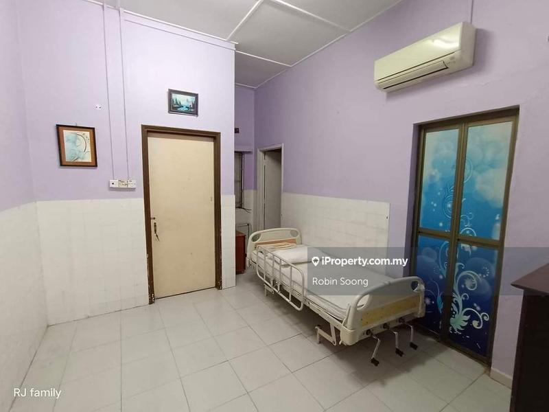 Bungalow House for Sale in Taman Sin Hoe, Bukit Baru by Robin Soong - iProperty.com.my