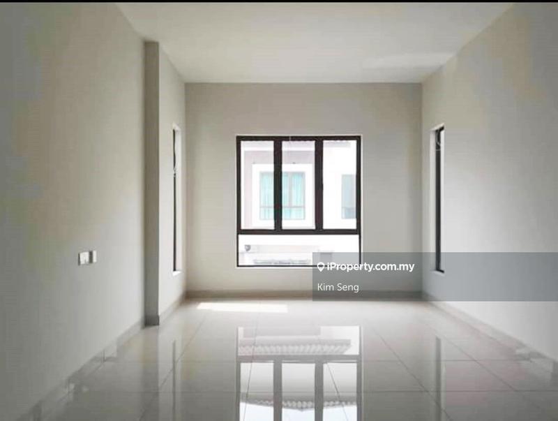 2-storey Terraced House for Sale in Taman Tasik Indah, Kluang by Kim Seng - iProperty.com.my