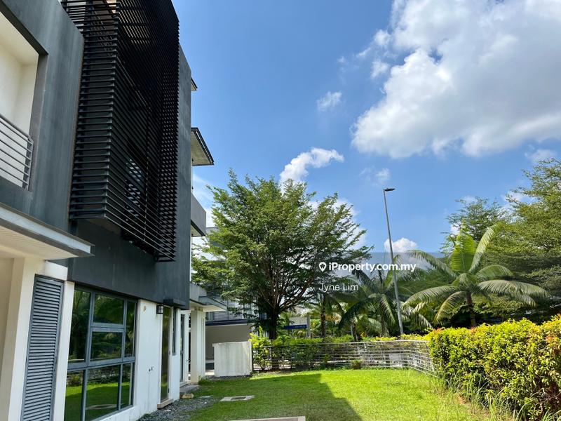 Rumah Berkembar untuk Dijual di Presint 8, Putrajaya oleh Jyne Lim - iProperty.com.my