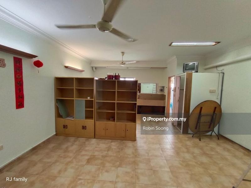 Shop-Office for Sale in Jonker Walk, Melaka City by Robin Soong - iProperty.com.my