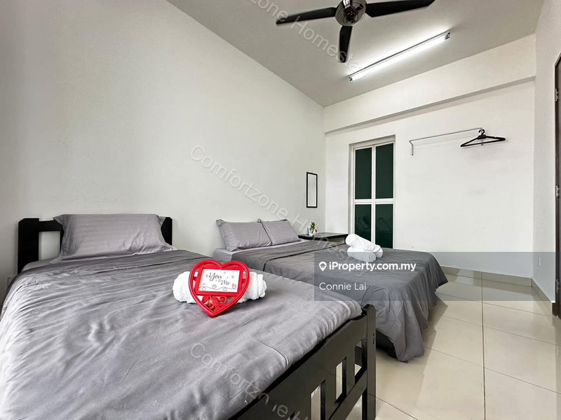 For Rent - The Majestic