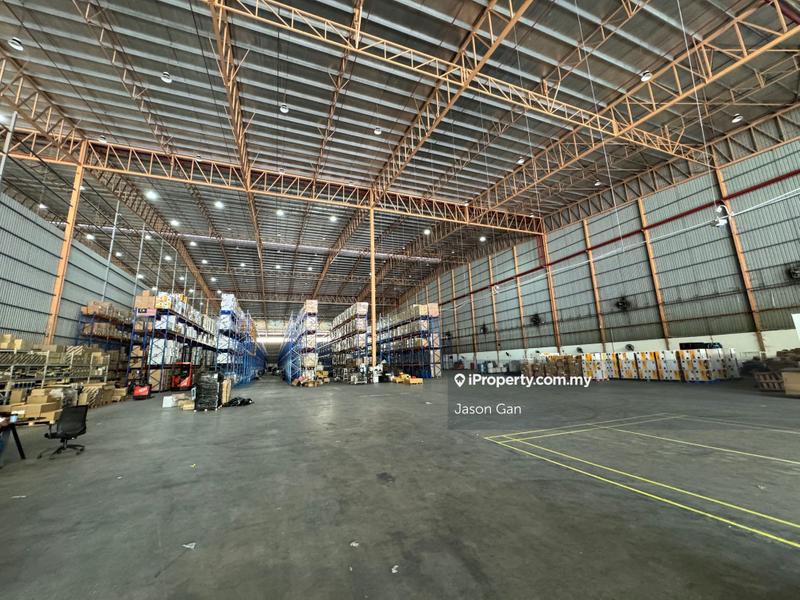 Warehouse for Rent in Taman Perindustrian Puchong, Puchong by Jason Gan - iProperty.com.my