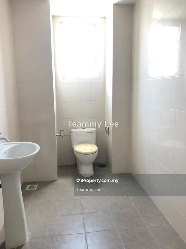 Kediaman Servis untuk Dijual di Subang Olives Residence oleh Teammy Lee - iProperty.com.my