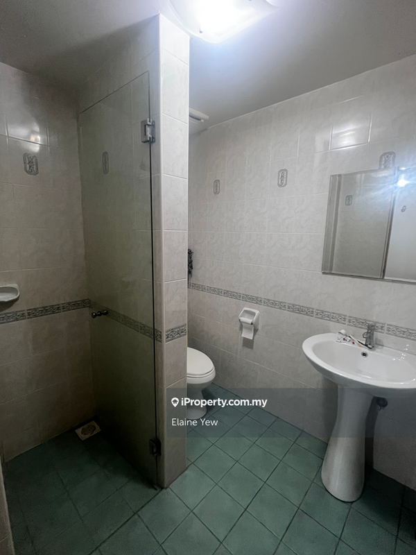 3-storey Terraced House for Sale in Taman Tasik indah/Tmn Mastiara, Jalan Ipoh by Elaine Yew - iProperty.com.my