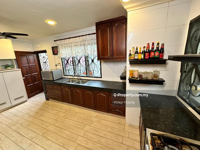 Rumah Berkembar untuk Dijual di Kelana Jaya, Petaling Jaya oleh Victor Huang - iProperty.com.my