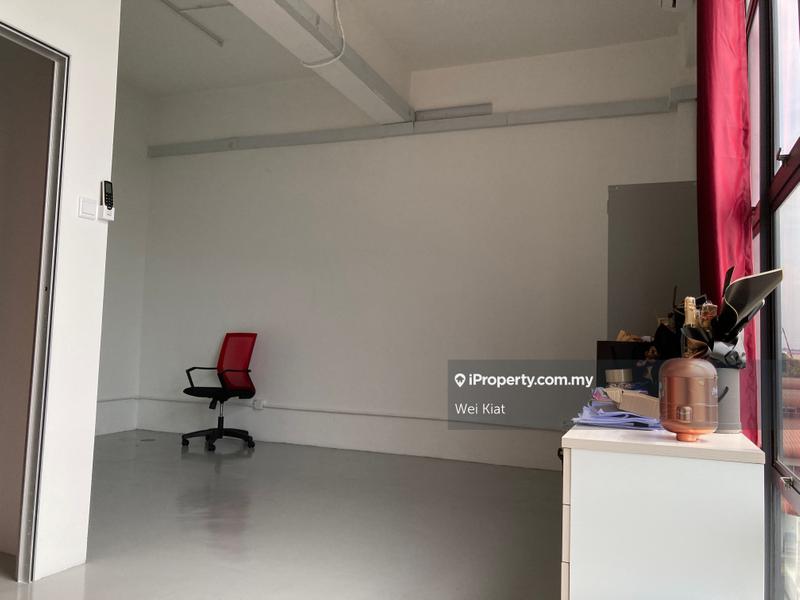 Kilang Teres untuk Dijual di Uep Industrial Park, Subang Jaya oleh Wei Kiat - iProperty.com.my