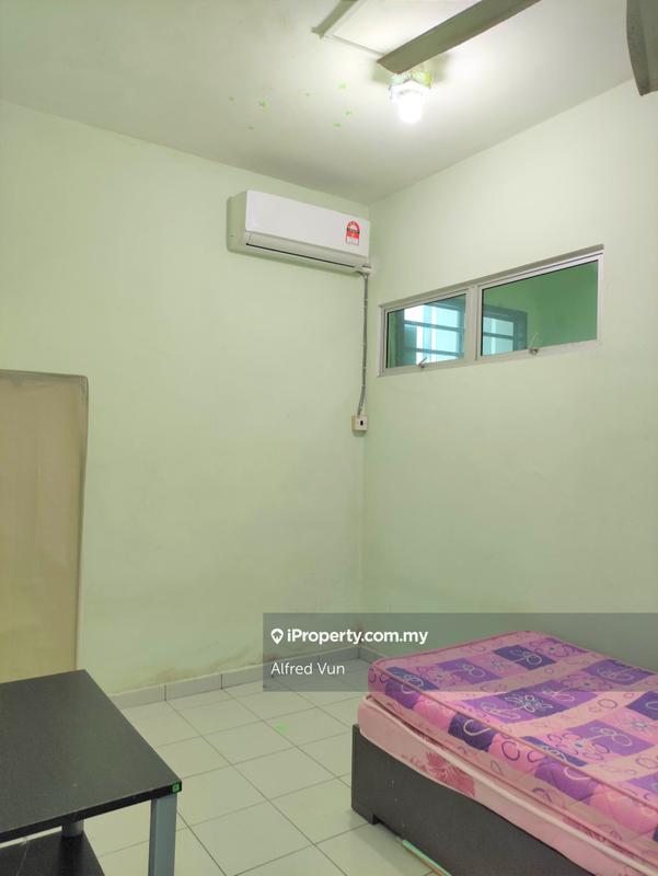 Apartment for Sale in University Condo Apartment 2 (UCA 2) by Alfred Vun - iProperty.com.my