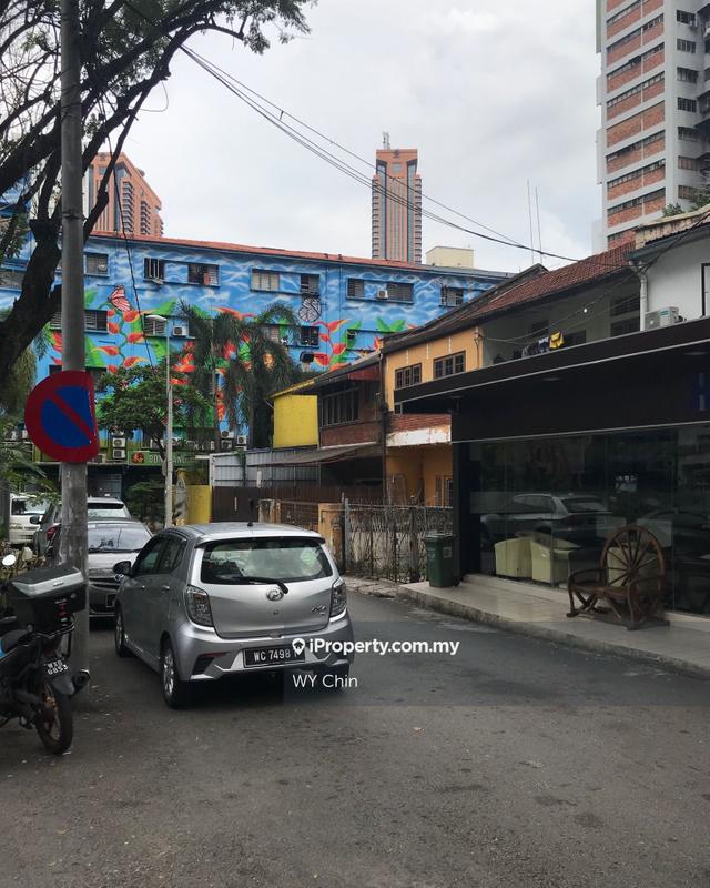 For Sale - CORNER SPACIOUS SHOP LIMITED,CHANGKAT BUKIT BINTANG,BUKIT BINTANG