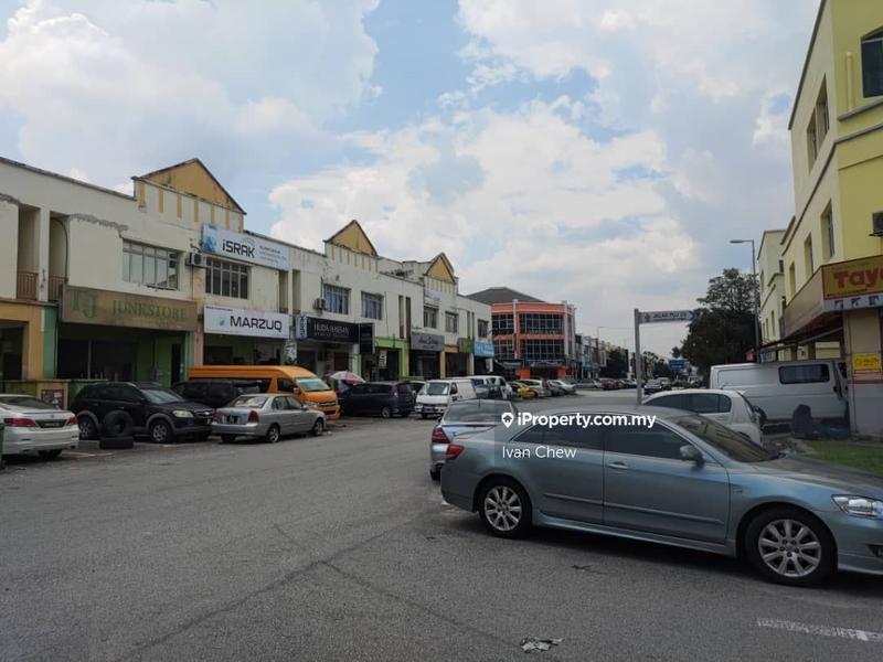 Kedai untuk Dijual di Taman Puncak Jalil, Seri Kembangan oleh Ivan Chew - iProperty.com.my