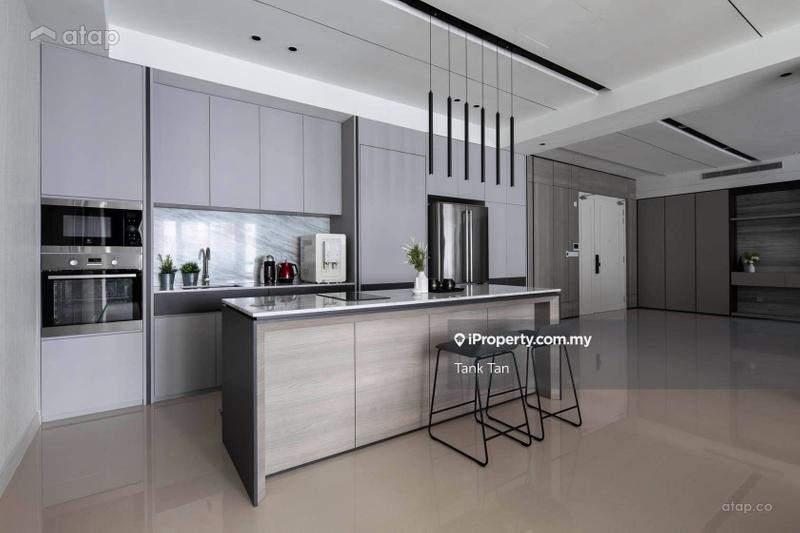 Rumah Berkembar untuk Dijual di 32x70 Gated &Guarded 0%D/P Lakeview 5min to Cyber, Cyberjaya oleh Tank Tan - iProperty.com.my