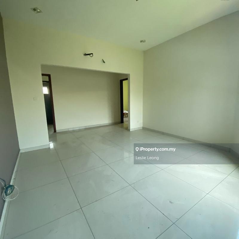 Bungalow House for Sale in Kota Emerald, Rawang by Leslie Leong - iProperty.com.my