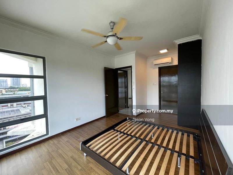 Residensi Servis untuk Dijual di Saujana Residency oleh Jason Vong - iProperty.com.my