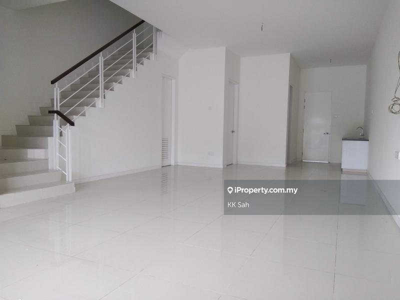 Rumah Teres 3-Tingkat untuk Dijual di Kampung Sungai Lalang, Semenyih oleh KK Sah - iProperty.com.my