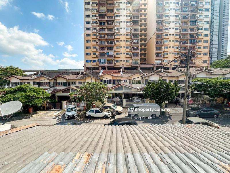 2-storey Terraced House for Sale in Taman Kelana Idaman, Ara Damansara by Haziq Shuib - iProperty.com.my