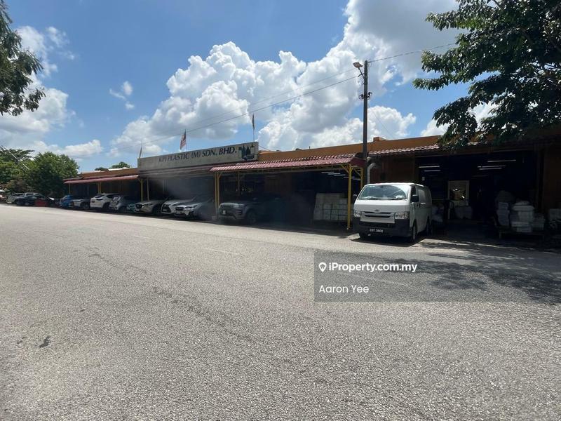 Terrace Factory for Sale in Taman Taming Jaya, Balakong by Aaron Yee - Exterior - iProperty.com.my