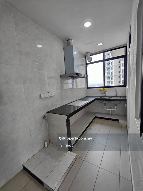 Condominium for Rent in Sky Condominium (Skyz Residence) by Teh Siet Lim - iProperty.com.my