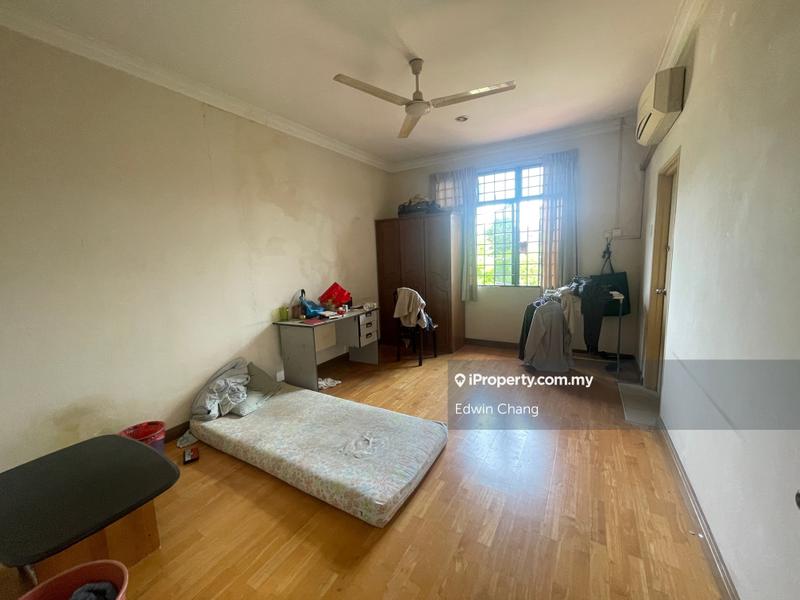 Rumah Berkembar untuk Dijual di Bandar Kinrara Seksyen 6, Bandar Kinrara oleh Edwin Chang - iProperty.com.my