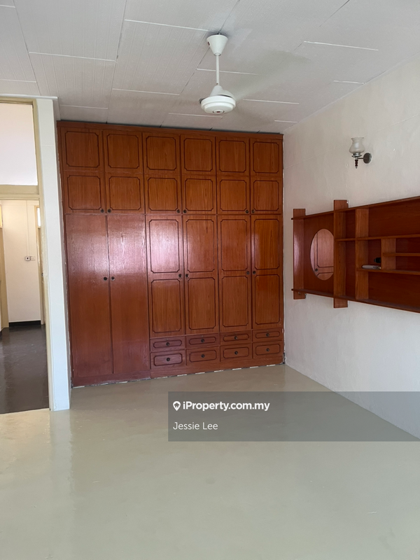 Semi-Detached House for Rent in Taman Molek, Butterworth by Jessie Lee - iProperty.com.my