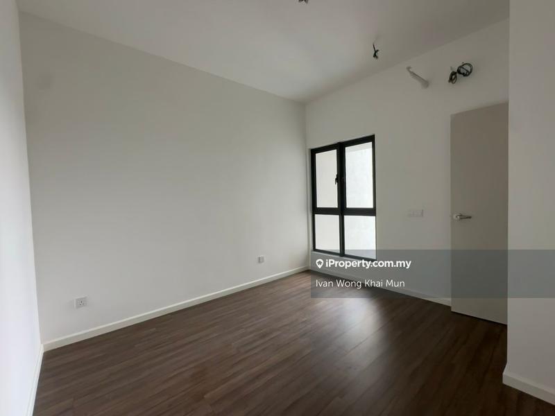 Service Residence for Sale in Aurora Subang Jaya by Ivan Wong Khai Mun - iProperty.com.my