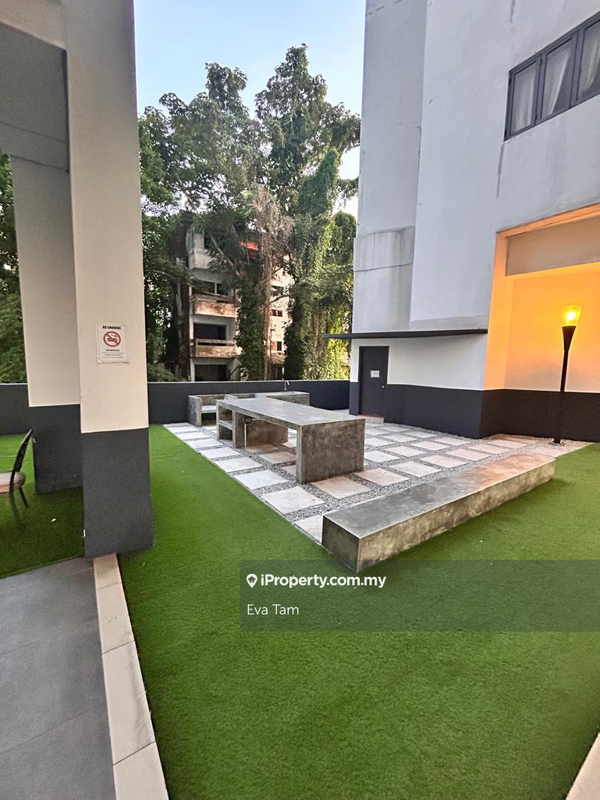 Kondominium untuk Dijual di Residence 8 oleh Eva Tam - iProperty.com.my