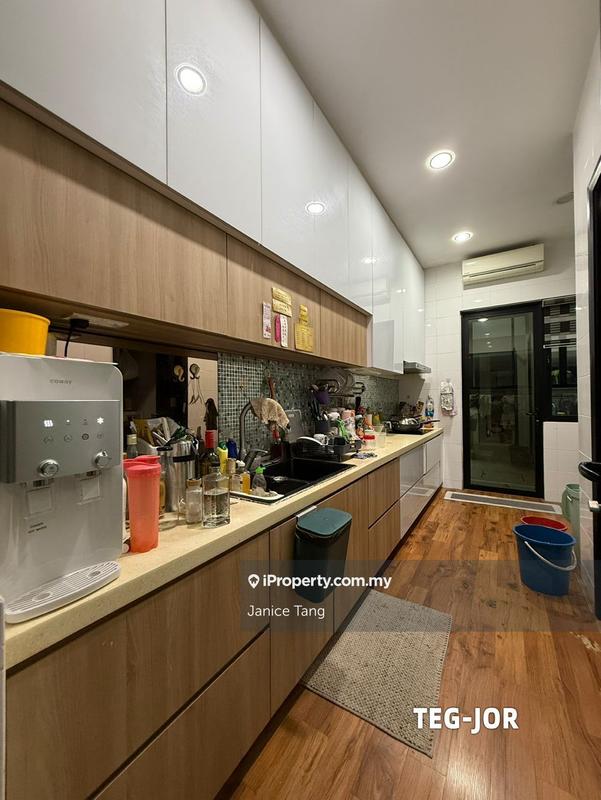 Rumah Berangkai 3.5 Tingkat untuk Dijual di Duta Villa, Setia Alam oleh Janice Tang - iProperty.com.my