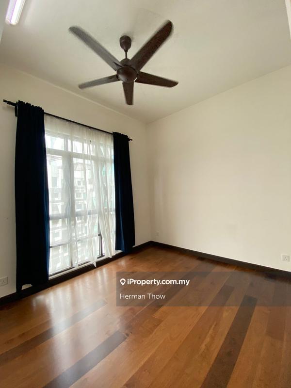 Service Residence for Sale in Isola by Herman Thow - iProperty.com.my