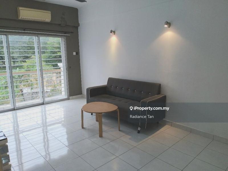 Townhouse for Sale in Kayu Ara, Selangor by Radiance Tan - iProperty.com.my