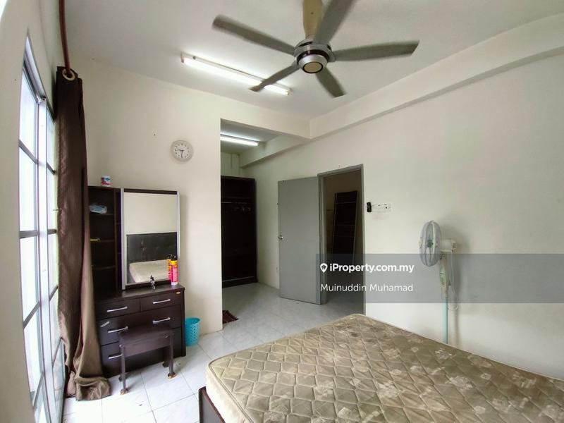 Rumah Berangkai 2 Tingkat untuk Dijual di Taman Iskandar Perdana, Seri Iskandar oleh Muinuddin Muhamad - iProperty.com.my